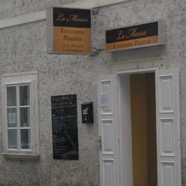 Eingang La Massa Ristorante Pizzeria